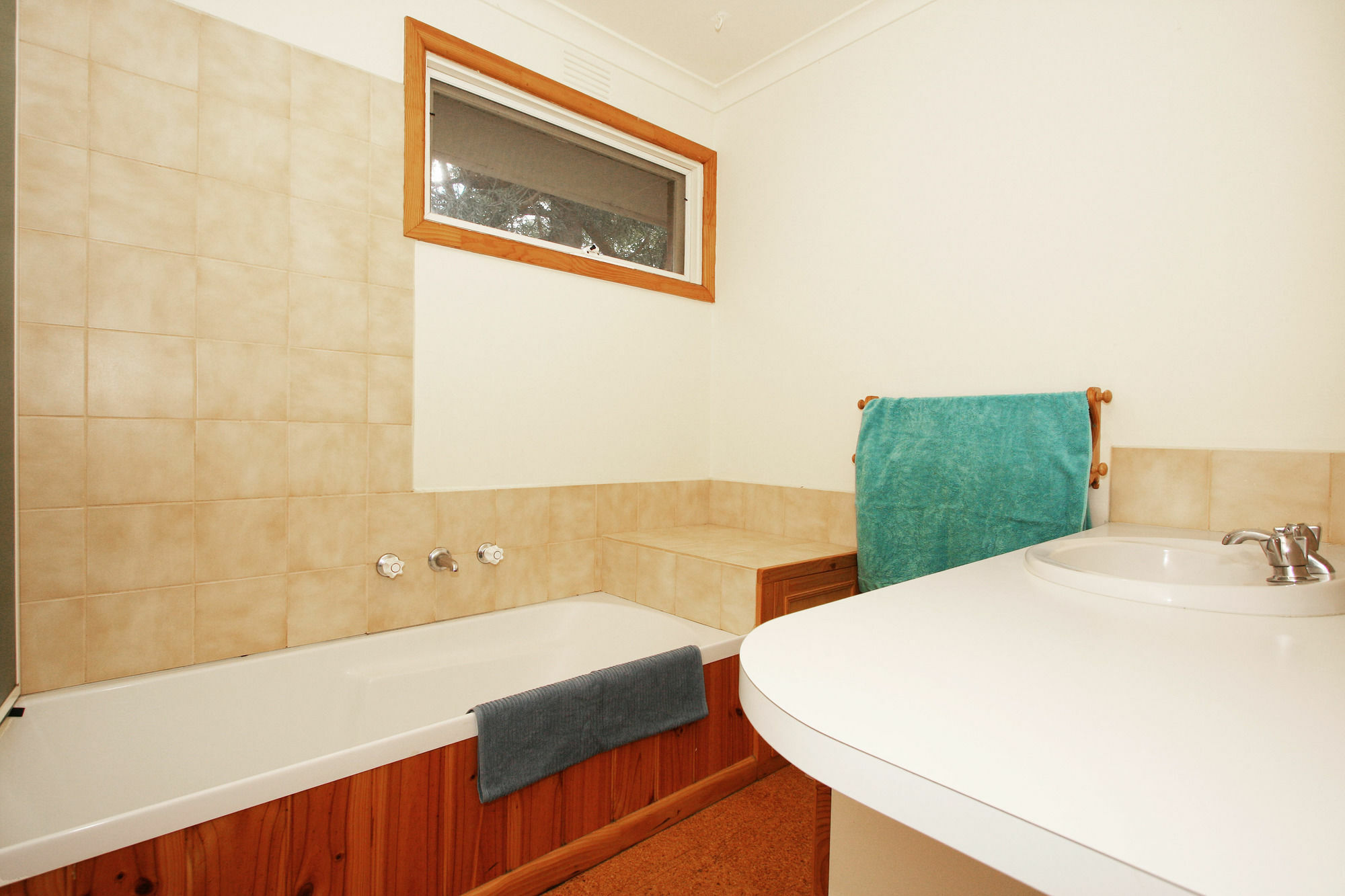 3 43 Thames Holiday Unit Бокс-Хилл Экстерьер фото